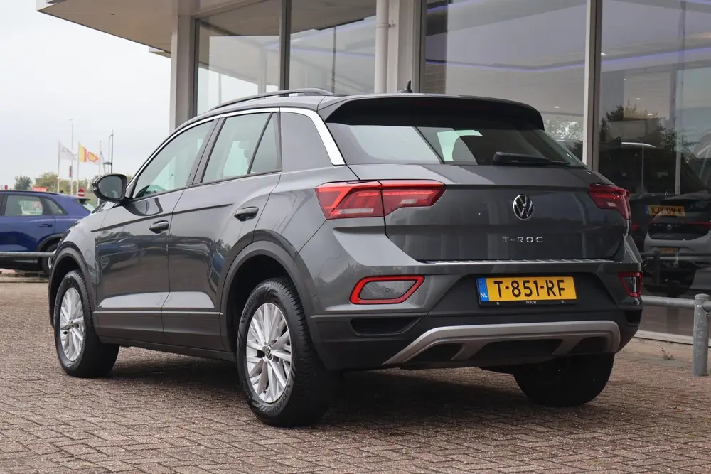 Volkswagen T-Roc 1.0 TSI Life | Navigatie | Parkeersensoren uit 2023, foto 10