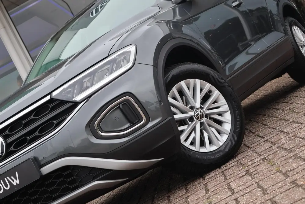 Volkswagen T-Roc 1.0 TSI Life | Navigatie | Parkeersensoren uit 2023, foto 12