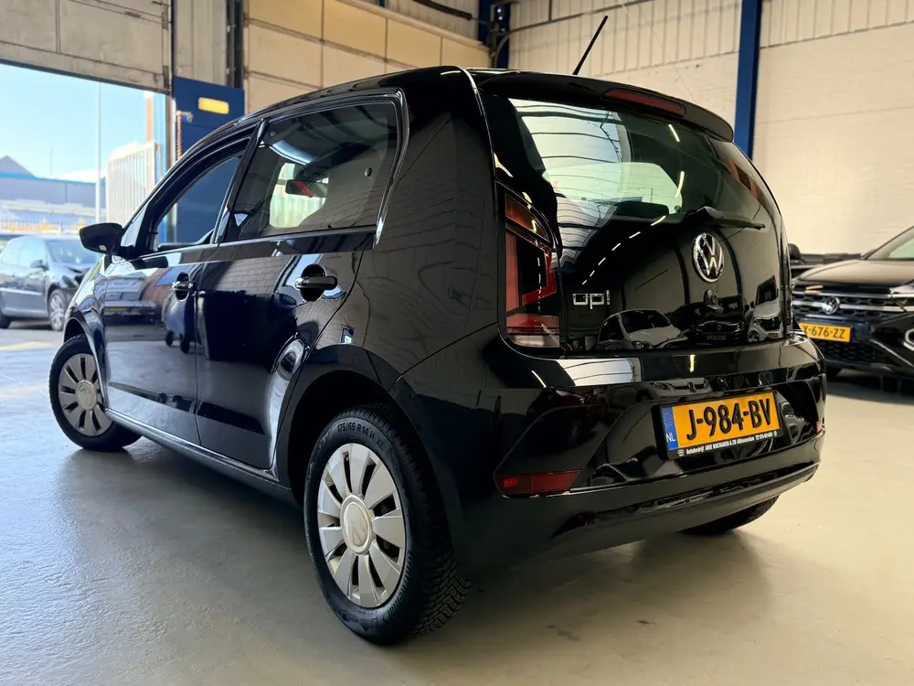 Volkswagen Up! 1.0 BMT move up! uit 2020, foto 3