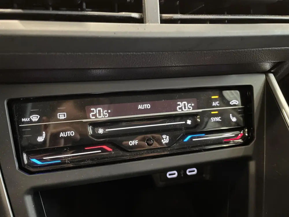 Volkswagen Polo 1.0 TSI DSG Life Navigatie Apple Carplay/And uit 2022, foto 19