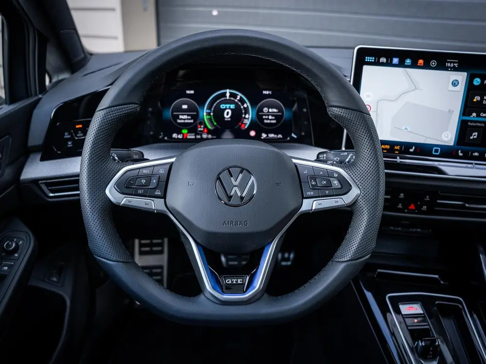 Volkswagen Golf 8.5 1.5 eHybrid GTE - Mistl. l Pano l 19'' l uit 2025, foto 16