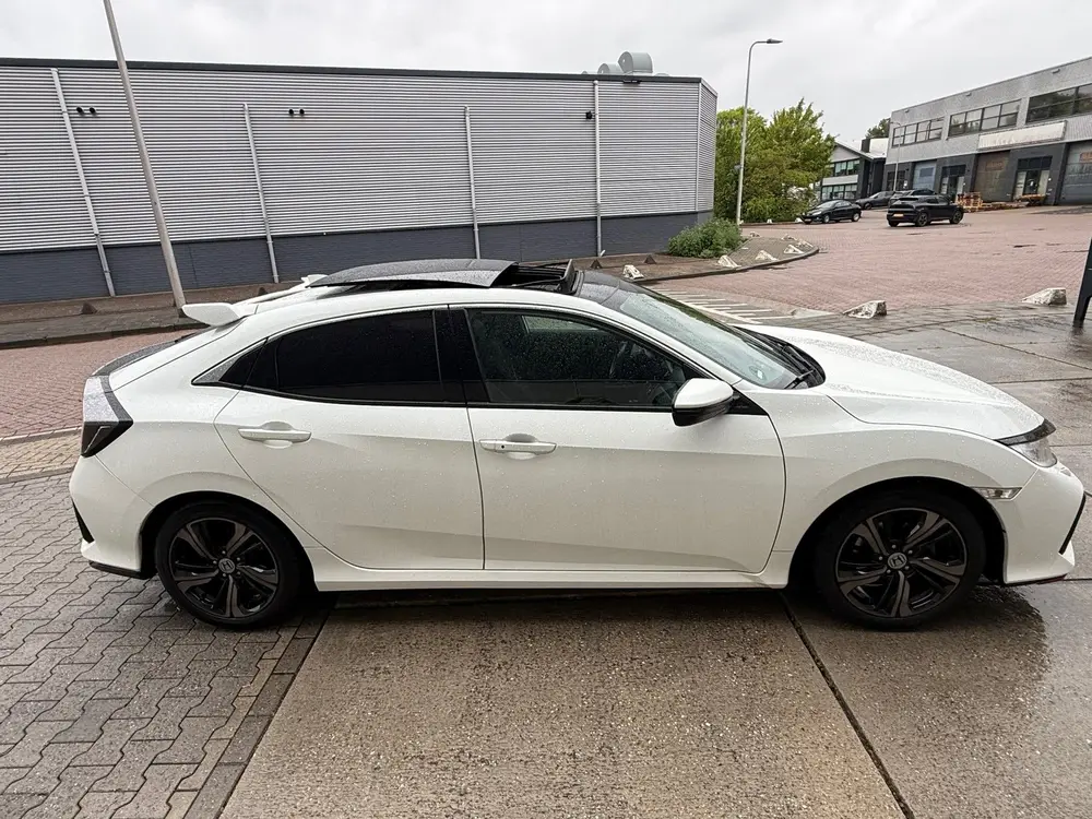 Honda Civic 1.0 i-VTEC Executive Automaat Clima Pano Navi Vo uit 2019, foto 2