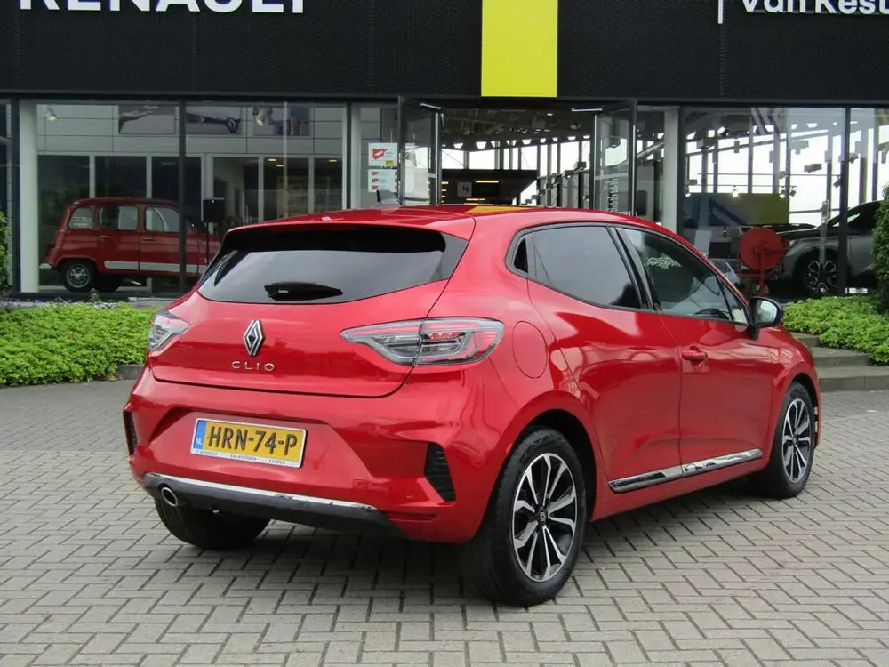 Renault Clio 1.0 TCe 90pk GPF Techno / 9,3 Navigatie / 360 C uit 2024, foto 2