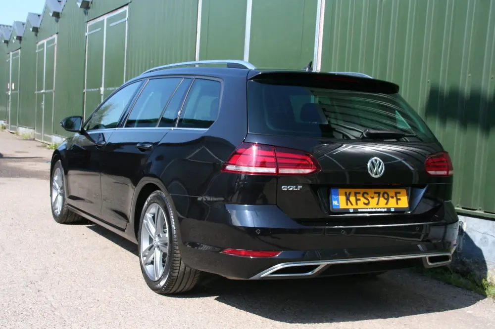 Volkswagen GOLF 1.5 TSI HIGHLINE R-LINE SPORT LEER PANORAMAD uit 2020, foto 4