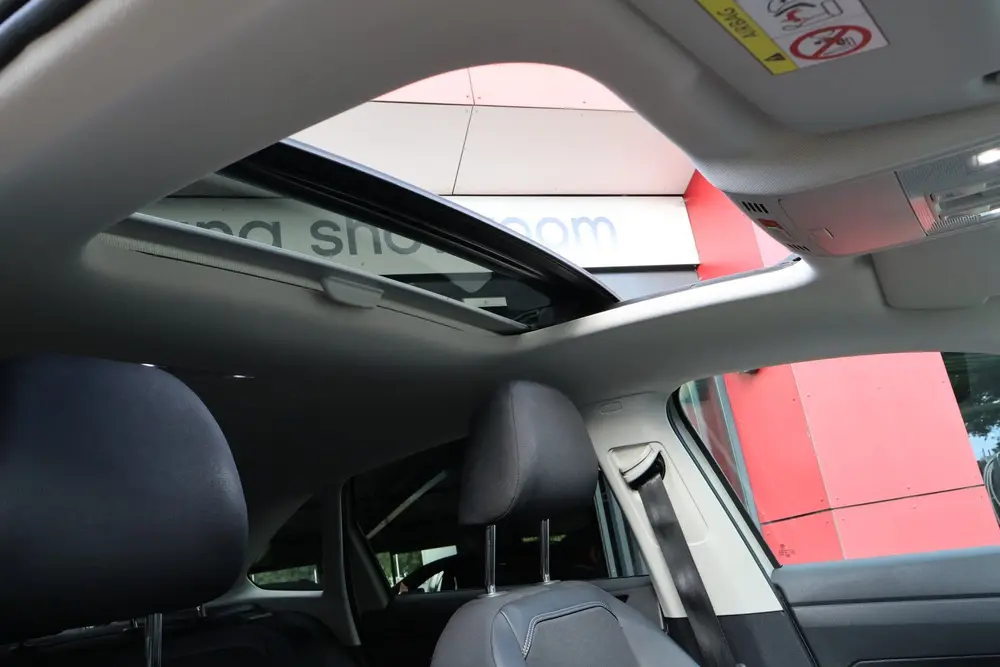 Volkswagen Taigo 1.0 TSI Style | Origineel NL | Panoramadak uit 2022, foto 6