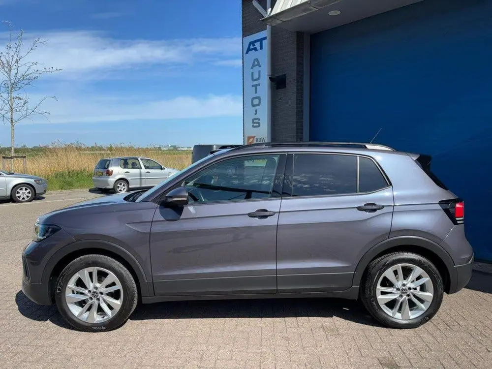 Volkswagen T-Cross 1.0 TSI LIFE EDITION AUTOMAAT uit 2024, foto 2