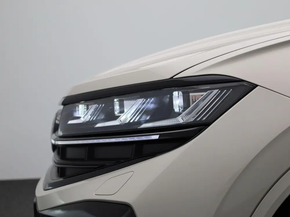 Volkswagen Touareg 3.0 TSi eHybrid 4MOTION R Edition 462 PK| uit 2025, foto 17