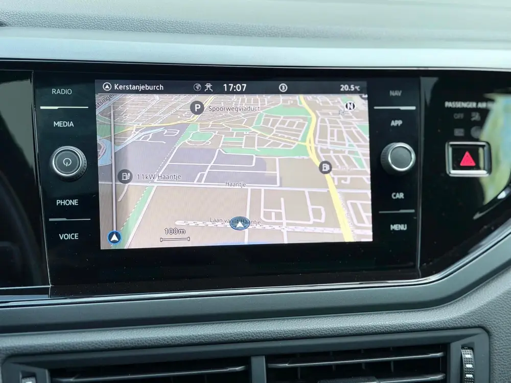 Volkswagen Taigo 1.5 TSI 3xR-Line Pano/Camera/AppleCarPlay uit 2022, foto 18