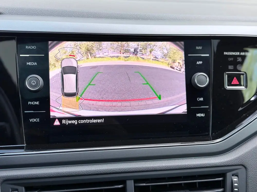 Volkswagen Taigo 1.5 TSI 3xR-Line Pano/Camera/AppleCarPlay uit 2022, foto 19
