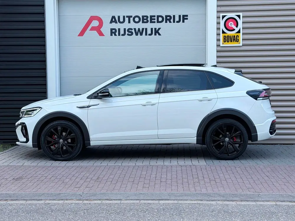 Volkswagen Taigo 1.5 TSI 3xR-Line Pano/Camera/AppleCarPlay uit 2022, foto 2