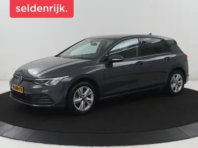 Volkswagen Golf 1.5 TSI Life | Stuur/stoel verwarming | Adap uit 2020