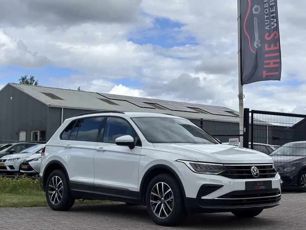 Volkswagen Tiguan 1.4 TSI eHybrid Life acc digitale dash uit 2021