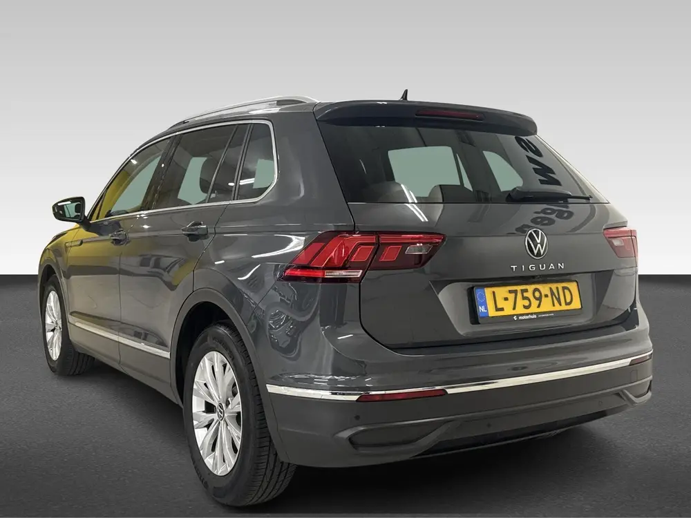 Volkswagen Tiguan 1.5 TSI Life Business uit 2021, foto 3