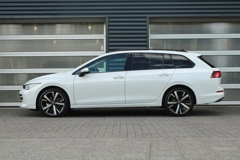 Volkswagen Golf Variant 1.5 TSI 116pk Life Edition | Trekhaa uit 2025, foto 15