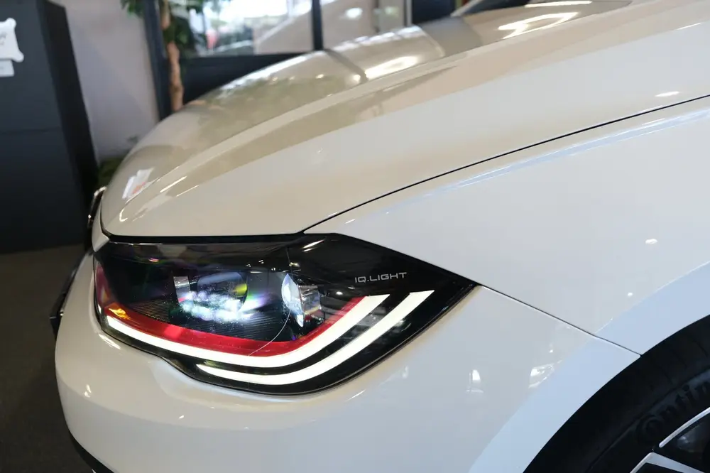 Volkswagen Polo 2.0 TSI GTI 207PK DSG Facelift Pano Alcantar uit 2022, foto 11