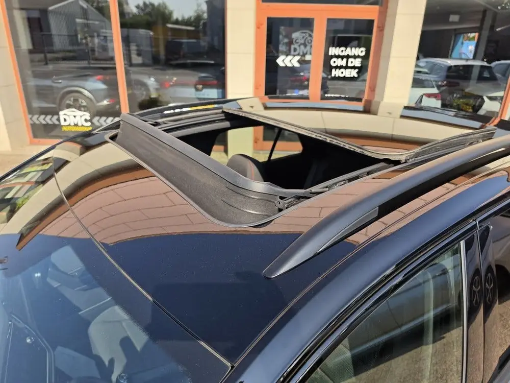 Volkswagen T-Roc Sport | Blackstyle | 19' Suzuka | Led | Pan uit 2022, foto 5