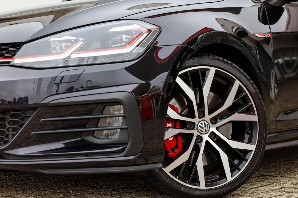 Volkswagen Golf 2.0 TSI 245pk GTI Performance | ACC | Pano | uit 2019, foto 9