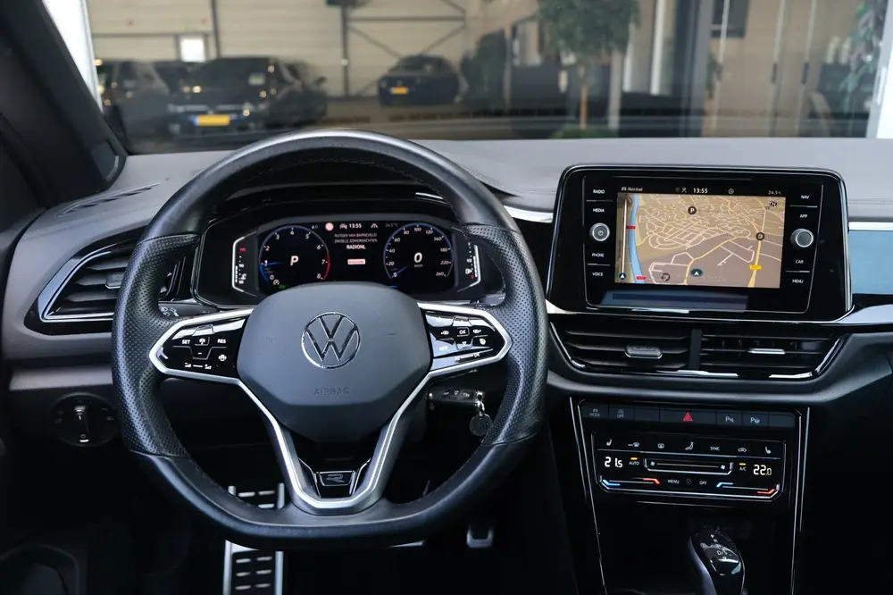 Volkswagen T-Roc Cabrio 1.5 TSI 2x R-Line DSG Facelift IQ Le uit 2022, foto 16