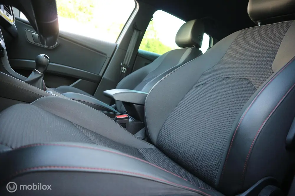 SEAT Leon 1.5 TSI FR LED-KOPLAMPEN/ECC/NAVIGATIE/2X-PDC/NAP uit 2019, foto 11