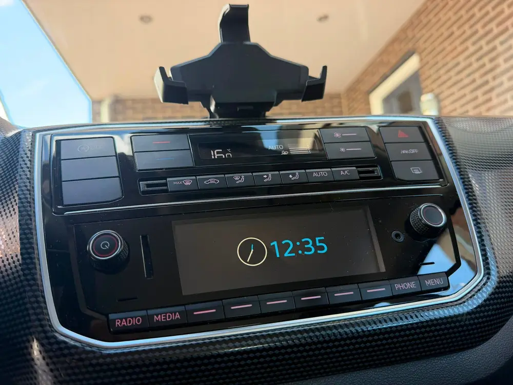 Volkswagen Up! 1.0 5D 2021 Zwart + Camera uit 2021, foto 13