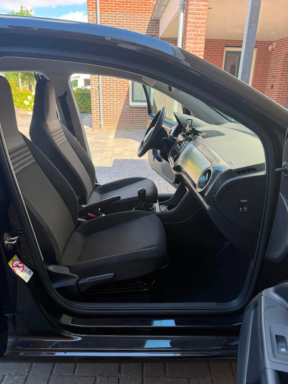 Volkswagen Up! 1.0 5D 2021 Zwart + Camera uit 2021, foto 15