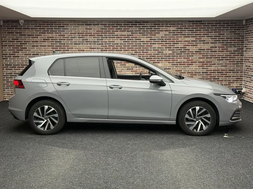 Volkswagen Golf 1.4 eHybrid Style | Wit interieur | ErgoActi uit 2020, foto 4