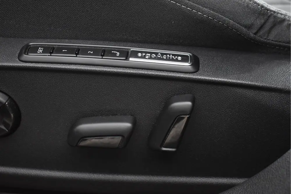 Volkswagen Golf 1.0 TSI Life Business Massage+Memory, Head-u uit 2022, foto 8