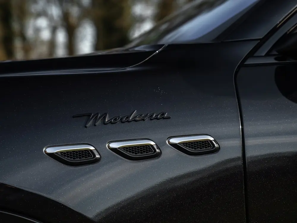 Maserati Grecale Modena 330pk | Luchtvering | Stoelventilati uit 2022, foto 14