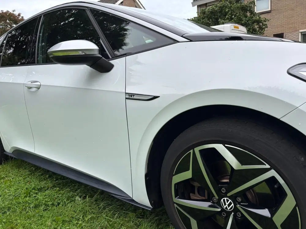 Volkswagen ID.3 58kWh 204pk 2020 Wit first idition uit 2020, foto 11