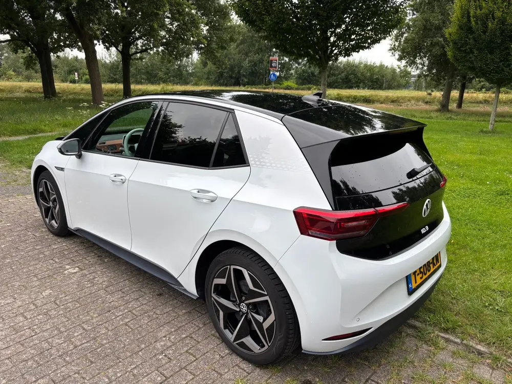 Volkswagen ID.3 58kWh 204pk 2020 Wit first idition uit 2020, foto 6