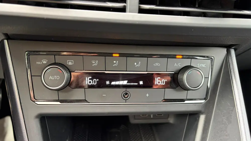 Volkswagen Polo 1.0 TSI Highline AUTOMAAT/ PDC/ CLIMA uit 2021, foto 12