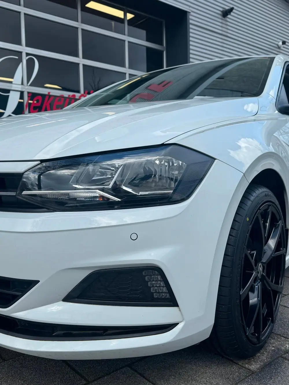 Volkswagen Polo 1.0 Trendline - Navigatie I Airco I PDC I LE uit 2021, foto 13
