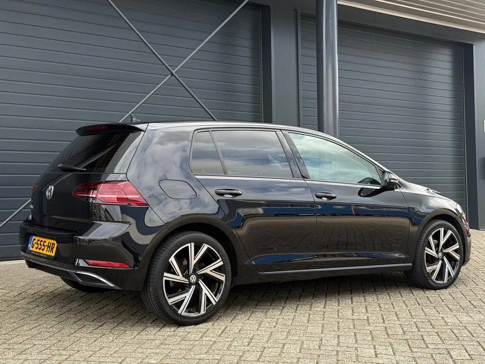 Volkswagen Golf 1.0 TSI Comfortline Business NL auto, Navi P uit 2019, foto 2