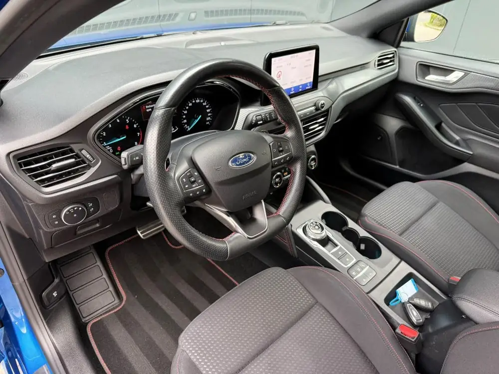 Ford Focus 1.5 EcoBoost ST Line Pano trekhaak B&O uit 2020, foto 2