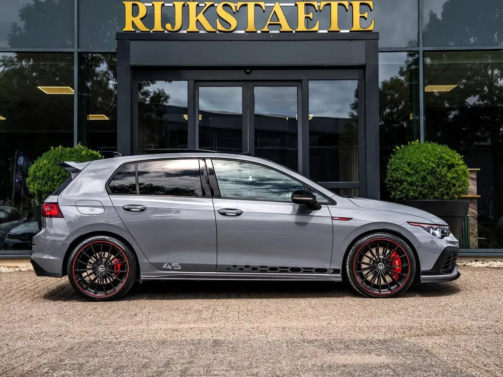 Volkswagen Golf 2.0 TSI GTI|45 JAHRE|PANO|AKRA|H&K|NÜRBURG uit 2022, foto 6