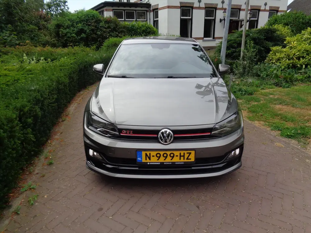 VOLKSWAGEN Polo 2.0 TSI 200pk 6-DSG GTi bij Vakgarage met uit 2019, foto 3