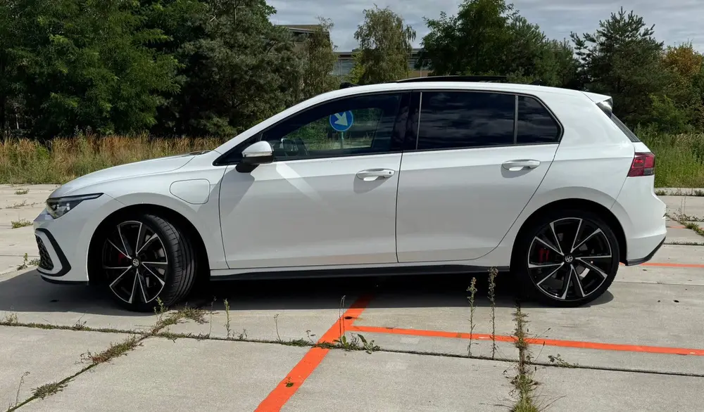 Volkswagen Golf 8 GTE Pano | Dealer Ond. | Garantie | Camera uit 2021, foto 2