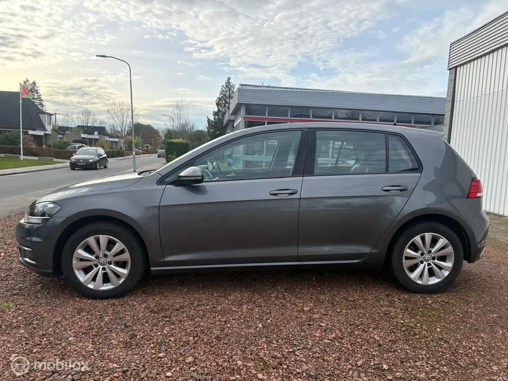 Volkswagen Golf 1.0 TSI Comfortline Business uit 2019, foto 5