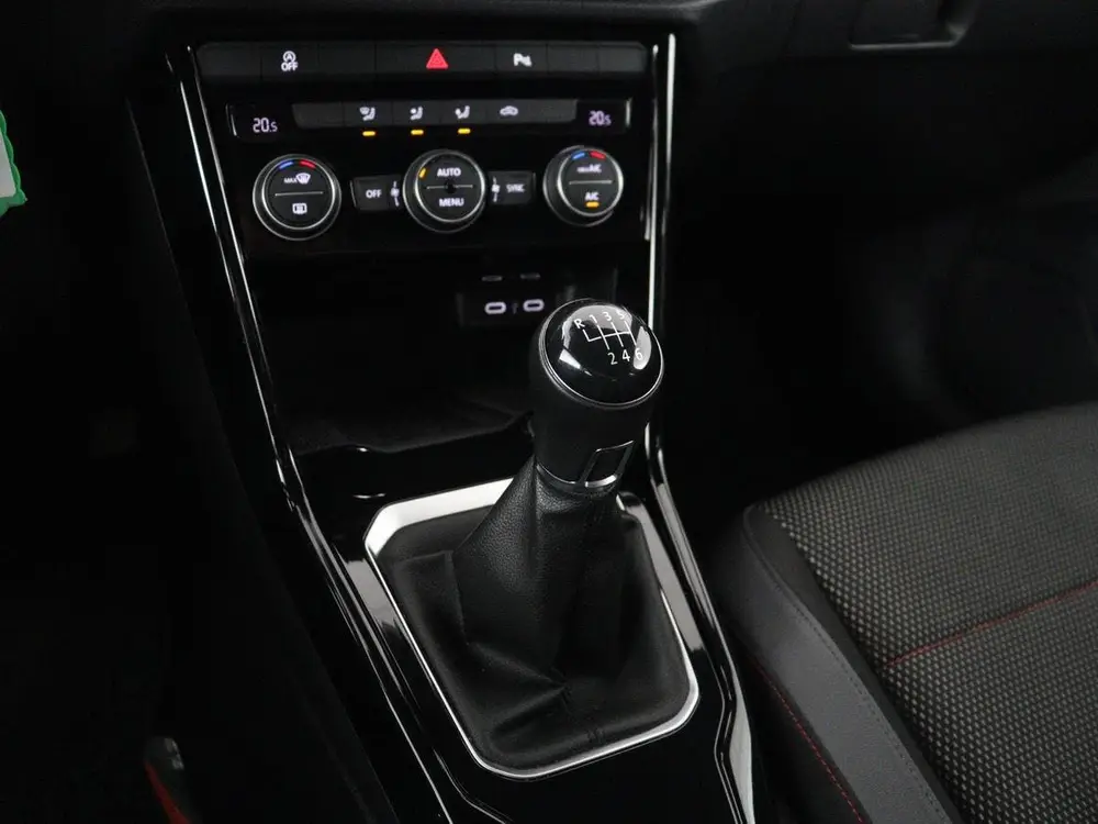 Volkswagen T-Roc 1.5 TSI Sport | Carplay | Virtual Cockpit | uit 2022, foto 12