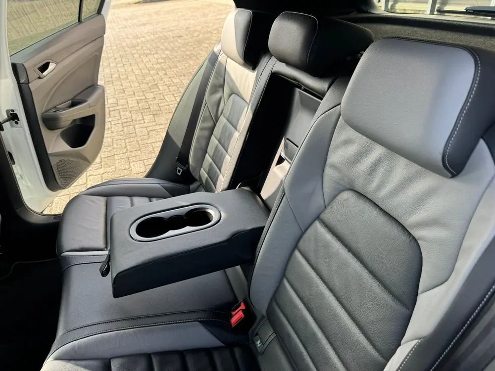 Volkswagen Golf 8 GTD 2.0D 147KW Dsg7 2021 Wit uit 2021, foto 12