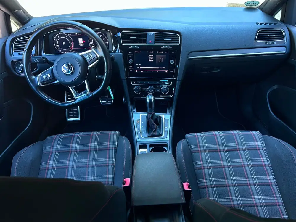 Volkswagen Golf 2.0 TSI GTI Performance uit 2019, foto 13