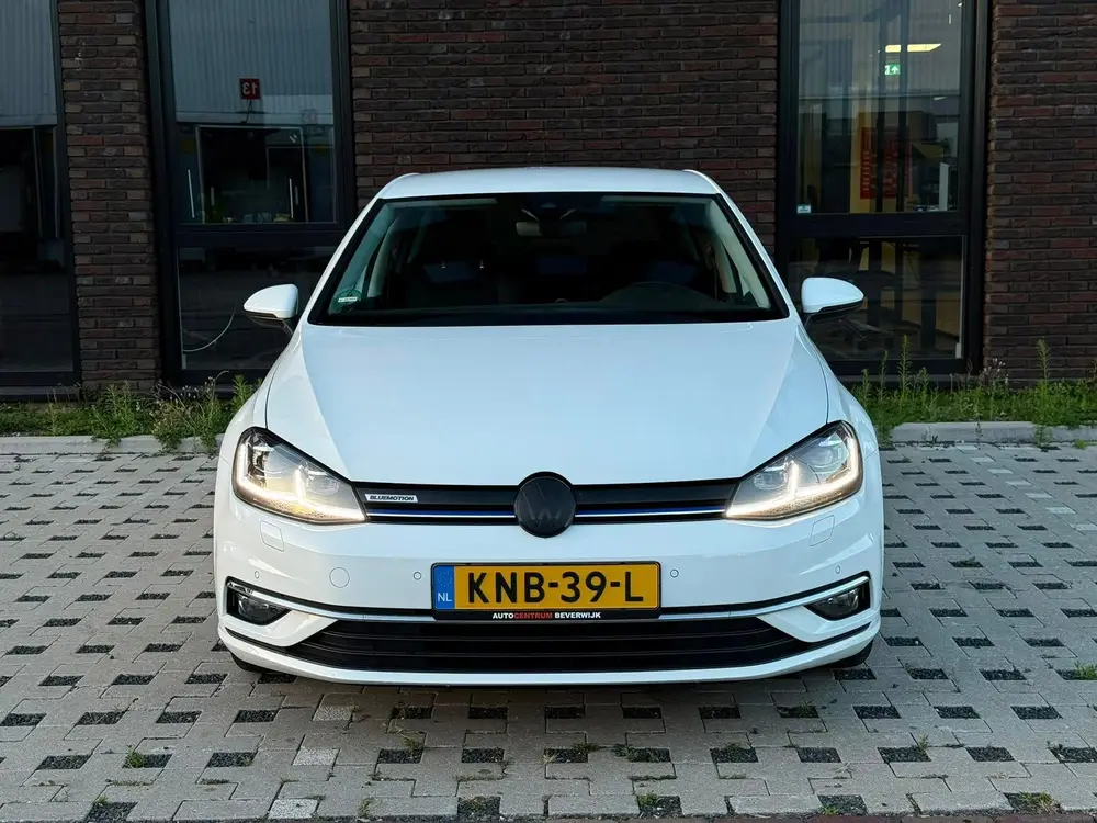 Volkswagen Golf 1.5 TSI Comfortline 131pk 2019 Wit DSG Led uit 2019, foto 2
