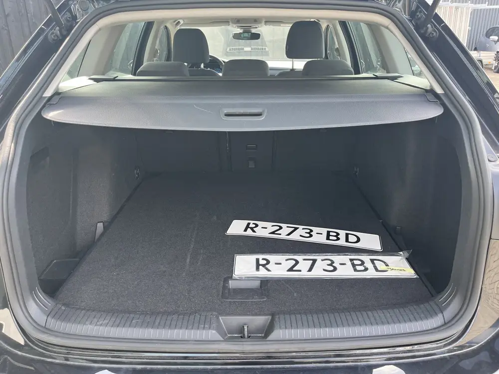 Volkswagen Golf Variant 1.0 eTSI Life Carplay / Led / Acc / uit 2022, foto 13
