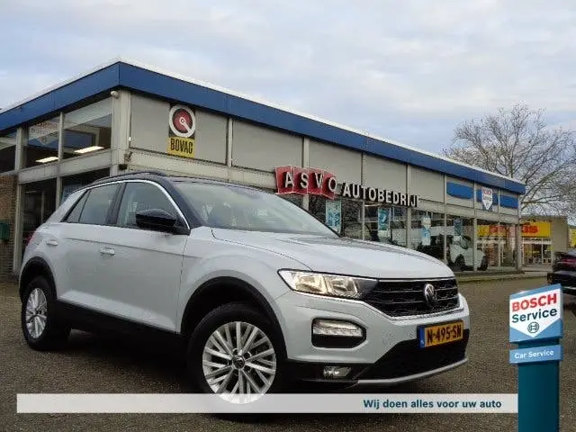 Volkswagen T-Roc TSI 110pk Style Navi Clima Trekhaak PDC NL uit 2022