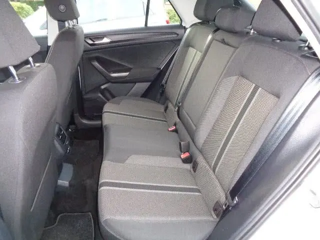 Volkswagen T-Roc TSI 110pk Style Navi Clima Trekhaak PDC NL uit 2022, foto 8