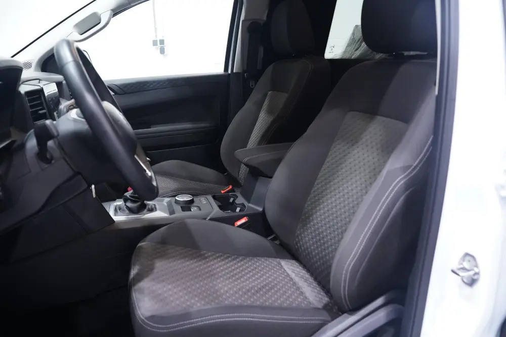 Volkswagen Amarok 2.0 TDI 205 pk Life Trekhaak 3.200 kg, 2-Z uit 2024, foto 19