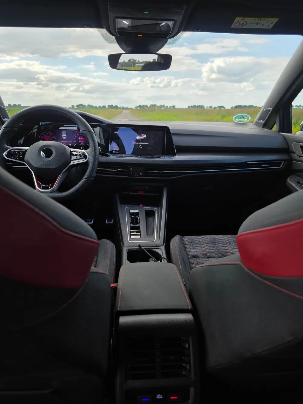 Volkswagen Golf 8 Gti 2.0 TSI 7-DSG 2020 apk 2028 uit 2020, foto 12