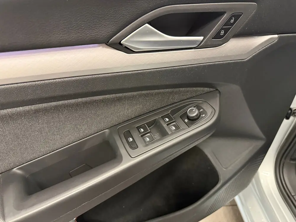 Volkswagen Golf Variant 1.0 TSI Life * NL Auto / Trekhaak / uit 2022, foto 10