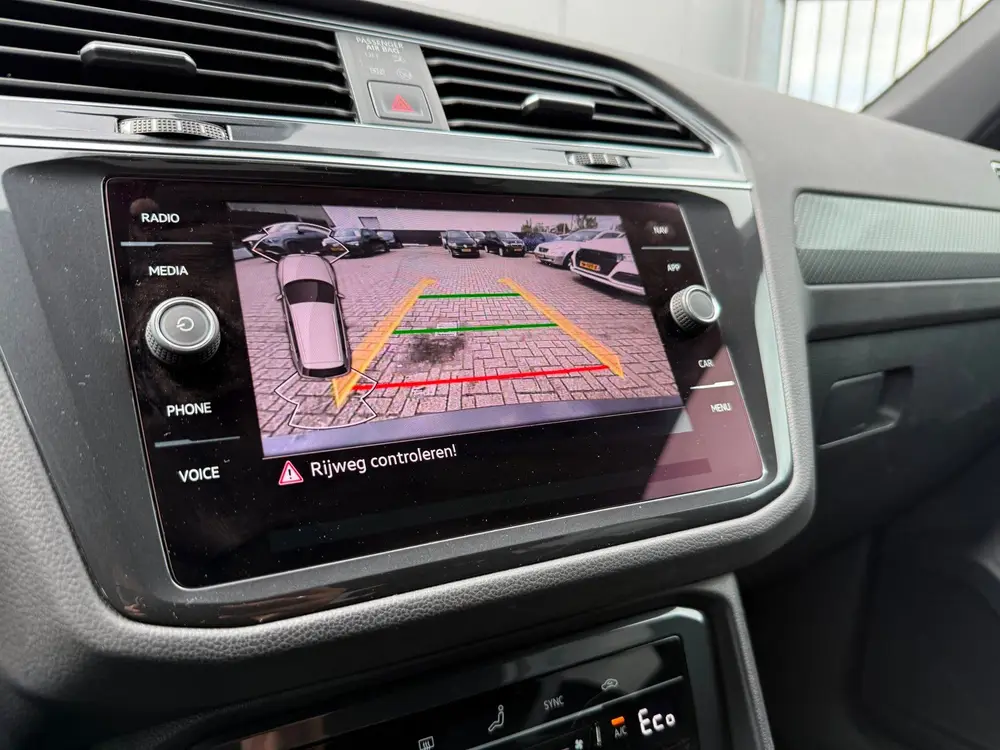 Volkswagen Tiguan 1.4 TSI eHybrid R-Line Business | Panorama uit 2023, foto 14