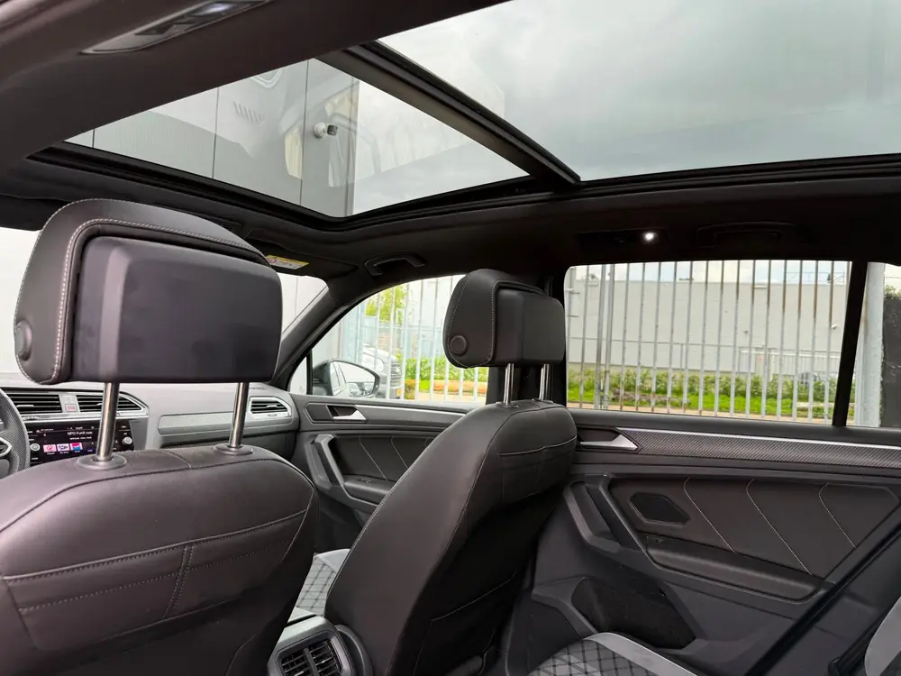 Volkswagen Tiguan 1.4 TSI eHybrid R-Line Business | Panorama uit 2023, foto 6